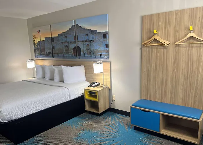 Days Inn By Wyndham Temple