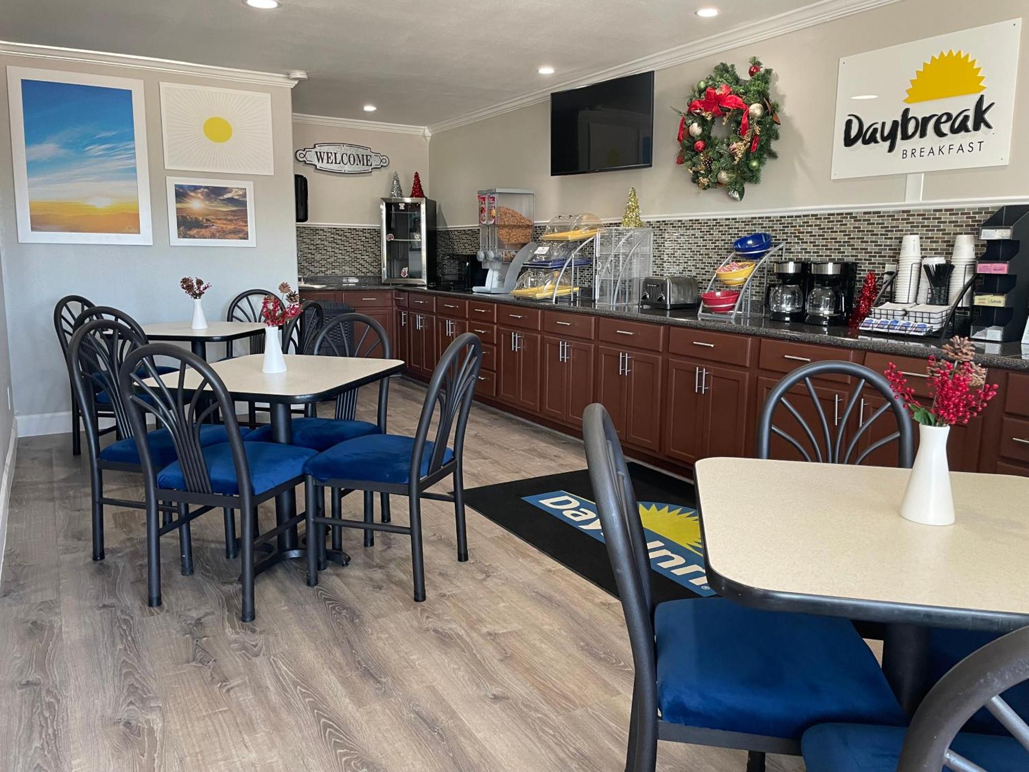 Days By Wyndham Hotel